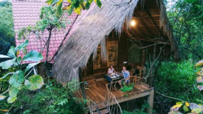 Habarana Tree House Ambasewana Resort